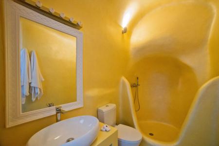 Luna Santorini Suites - 5