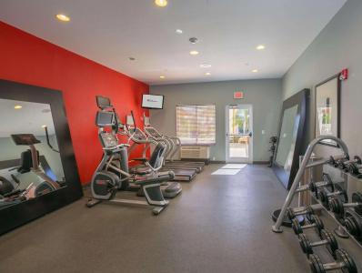 Hilton Garden Inn - 18
