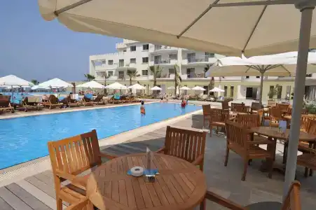 Capital Coast Resort And Spa - 12
