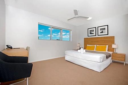 Allure & Apartments - 29