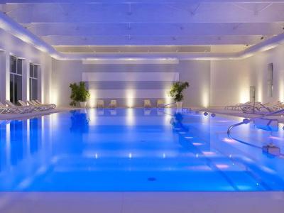 Universal Terme - 7