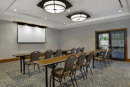 Homewood Suites by Hilton - 19