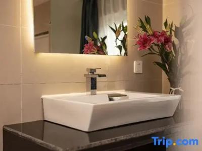 Pure Comfort Inn - 56