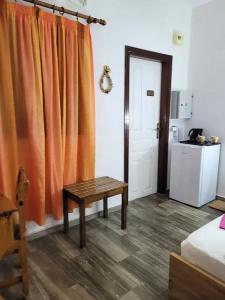 Evelina Pension! - 36