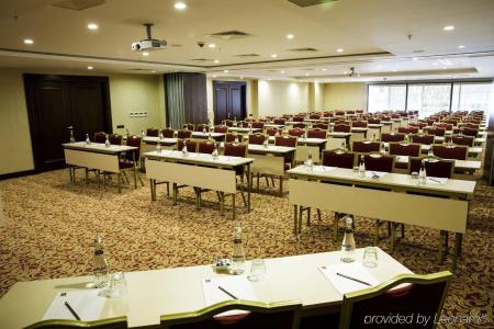 Grand Aras & Suites - 21