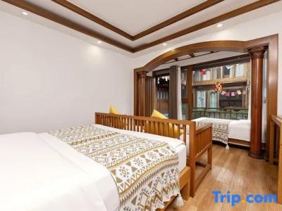 Lijiang Village House - 19