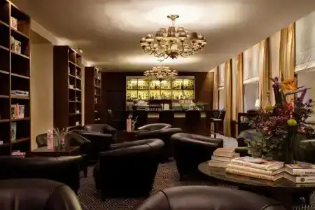 Metropolitan by Flemings - 6