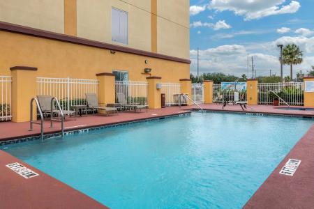 Comfort Suites Orlando Airport - 18