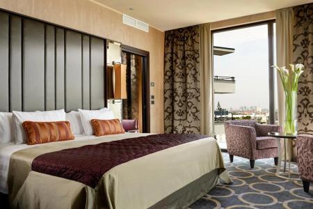 Uptown Palace - 10