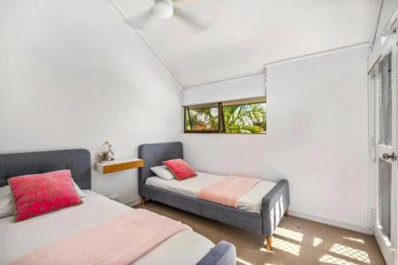 Glen Eden Beach - 47