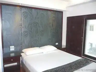 Empress Ho Chi Minh City - 4
