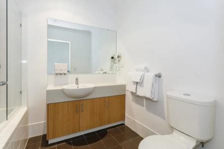 Perth Ascot Central Apartment - 101