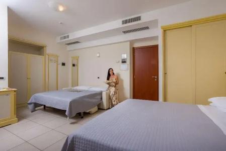Zeus - 99