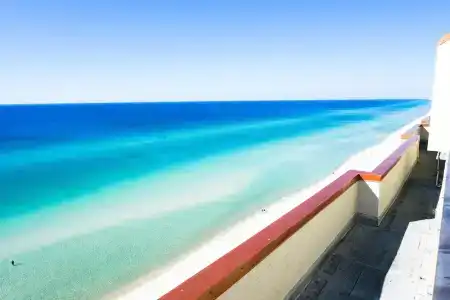 Landmark Holiday Beach, a Vri - 13