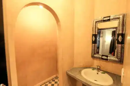 Riad Nakhla - 8