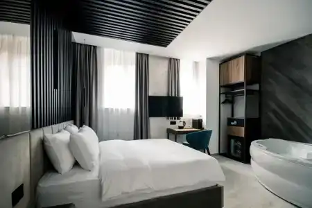 The Location - 43