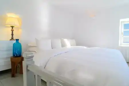 Iconic Santorini, a Boutique Cave - 26