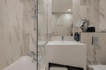 Best Western Plus Comedie Saint Roch - 79