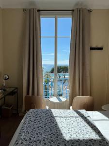 Eden Hôtel - 183