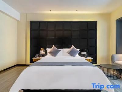 J-Hotel - 16