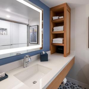 Holiday Inn Regency, An Ihg - 36