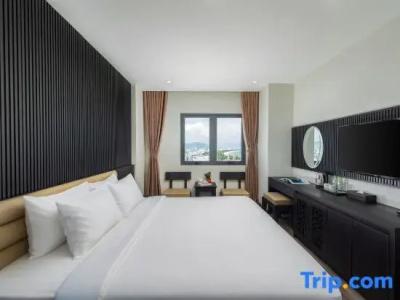 Vy Thuyen - 118