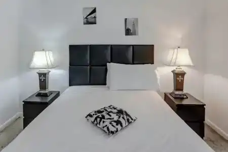 Green Seas Motel - 86