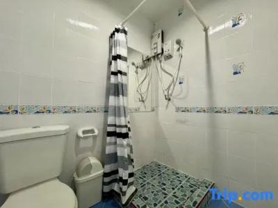 Ananas Phuket Central Hostel - 30