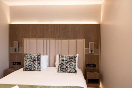 Merit Kensington - 37