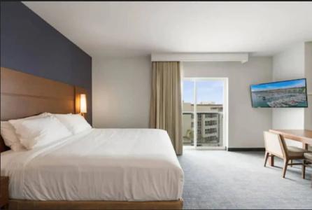 Marina del Rey Marriott - 35