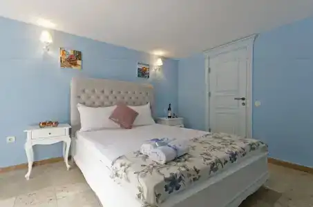 AlaÇAti Roka TaŞ Butİk - 37