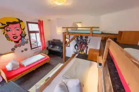 Hostel Lollis Homestay Dresden - 38