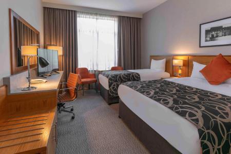 Clayton Crown London - 2