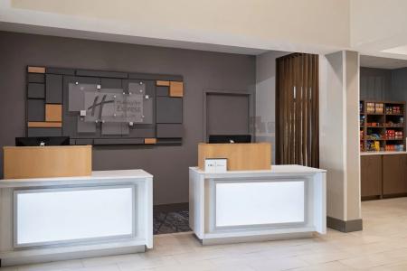 Holiday Inn Express St. Petersburg North / i-275, An Ihg - 32