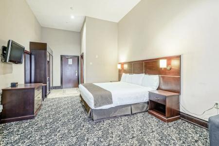 Woodbine & Suites - 2