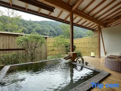 Shimoda Central - 57