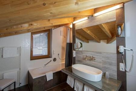 SIMPLE but EXCELLENT - 115