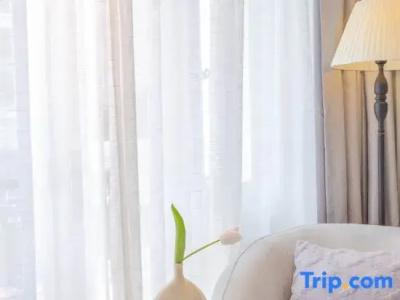 Reddoorz Plus Nhan Hoa - 9