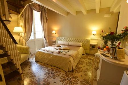Suite Santa Chiara - 10