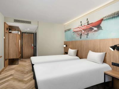 Ibis Budapest Heroes Square - 25