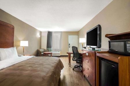 Quality Inn & Suites University Area - 43