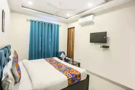 Townhouse 83442 Shiv Rachna - 4