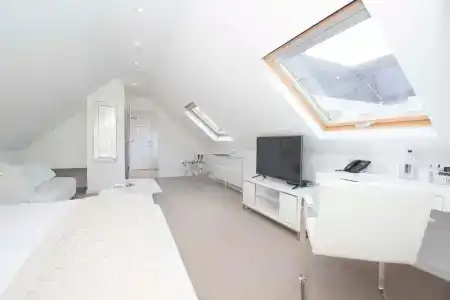 Holm House - 55