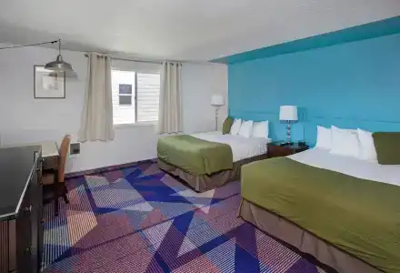Coast River Inn By Oyo - 4