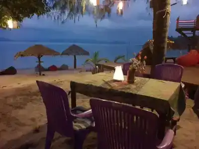 Sabai Sabai Beach Bungalows - 9
