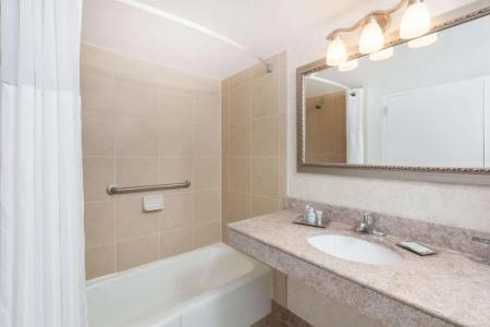 Wyndham Virginia Beach Oceanfront - 46