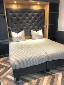 Munich Deluxe - 42