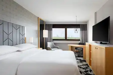 Sheraton Frankfurt Airport & Conference Center - 56