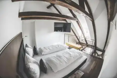 Münchner Hof - 80