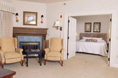 Fairhaven Village Inn - 53